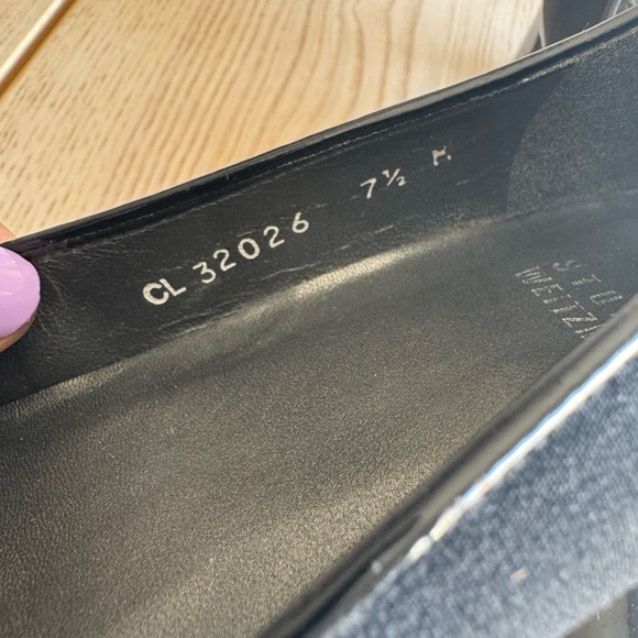 Stuart Weitzman Black Patent & Leather Bow Pumps - Picture 5 of 6